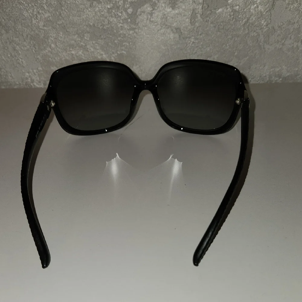 Salvatore Ferragamo Black Frame Sunglasses with Brown Gradient Lenses - Picture 4 of 6